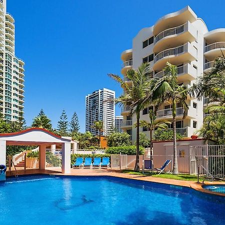 גולד קוסט The Ritz Resort Heated Pool מראה חיצוני תמונה